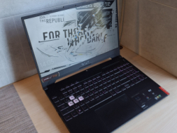 Asus TUF F15 1TB / I5 / RTX 3050