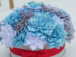 Букеты из атласных лент