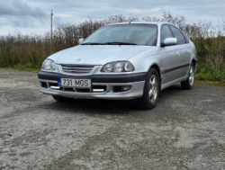 Toyota Avensis 2.0  66kwt disel