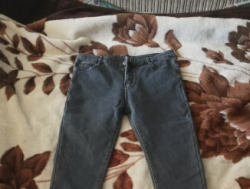 Женские джинсы