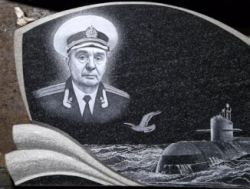 Гравировка портретов на памятниках в Таллине | Художественное оформление hauakivid