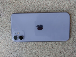 Нашол айфон 11. Отзовись кто потерял.